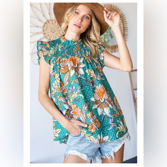 Floral Ruffled Blouse - Picture 2 of 4